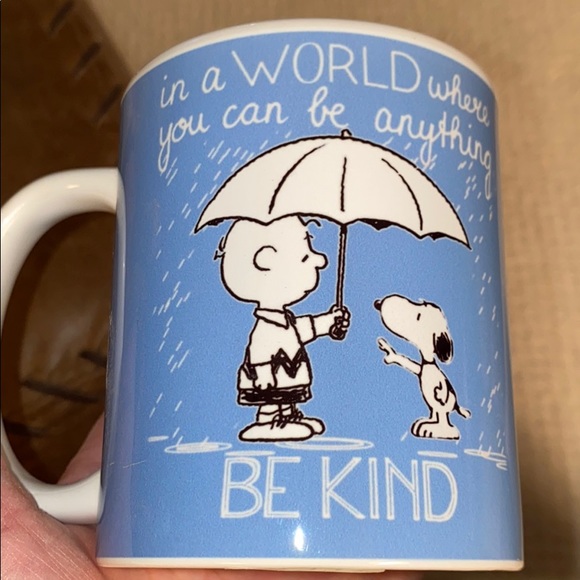 Charlie Brown And Snoopy Be Kind Ceramic Coffee Tea Mug NWT IOB - Picture 1 of 9
